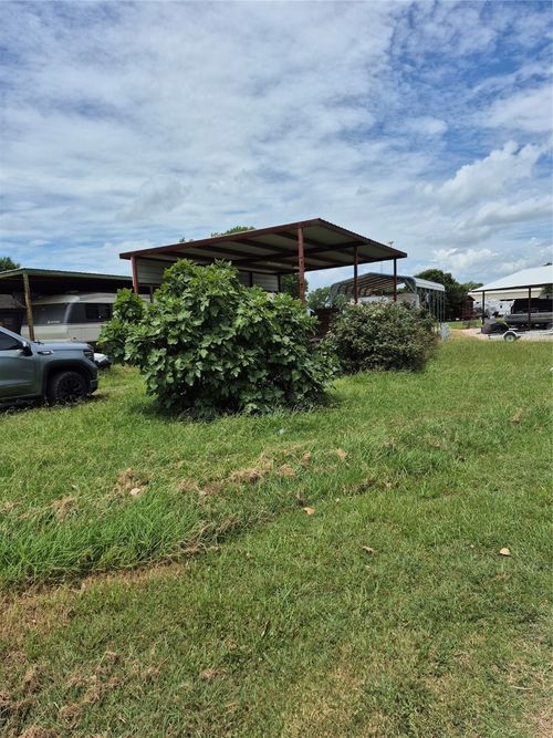 2000 Teel Trl, Kerens, TX, 75144-6240 | Card Image