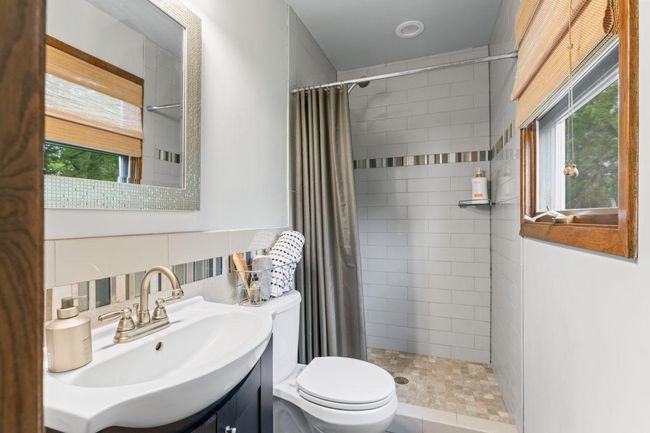 Primary 3/4 Bath | Image 15