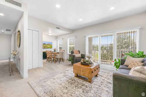 b205-11025 Grapevine Cv, Sandy, UT, 84070-5383 | Card Image
