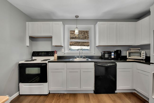 APT-63 - 270 S Windham Rd, Condo with 2 bedrooms, 1 bathrooms and 2 parking in Willimantic CT | Image 5