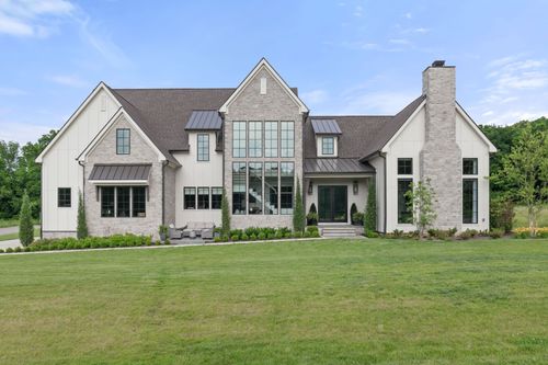 1936 Silver Fox Rd, Thompsons Station, TN, 37179-9805 | Card Image