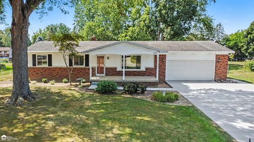 8545 Gallant Fox Trail, Flushing Charter Township, MI, 48433 | Card Image