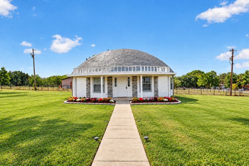 9530 Johns Rd, Alvarado, TX, 76009-8706 | Card Image