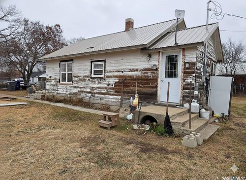 {{alt}} | Card Image