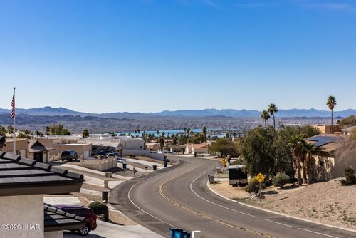 2708 Saratoga Ave, Lake Havasu City, AZ, 86406-6905 | Card Image