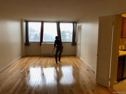 apt-4y-1 Bay Club Dr, Bayside, NY, 11360-2904 | Card Image