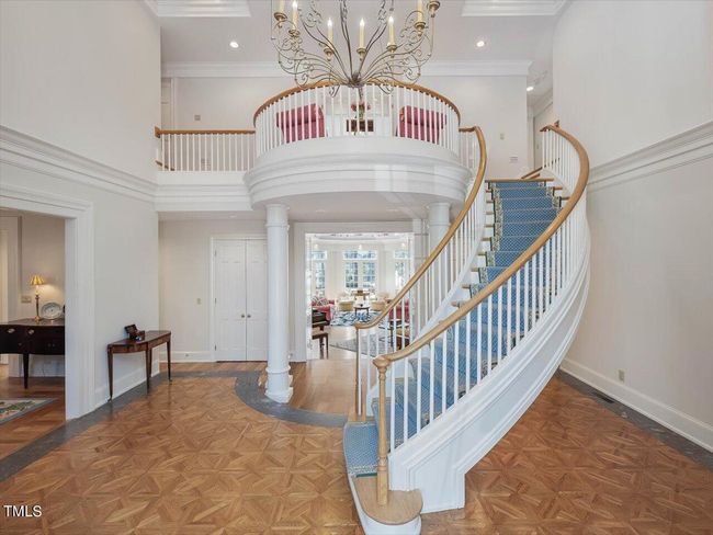 012-Foyer | Image 11