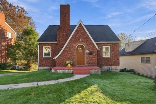 1118 Lindbergh Ave, Shaler, PA, 15223 | Card Image