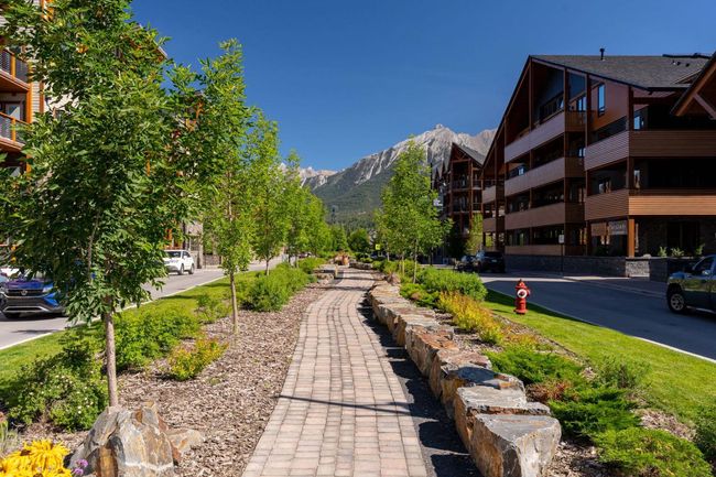 208 - 1105 Spring Creek Drive, Condo with 3 bedrooms, 2 bathrooms and 1 parking in Canmore AB | Image 38