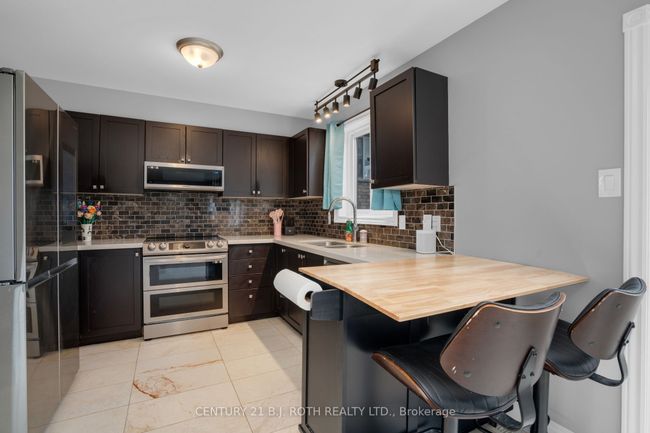 217 Pringle Dr, House other with 4 bedrooms, 4 bathrooms and 2 parking in Barrie ON | Image 7