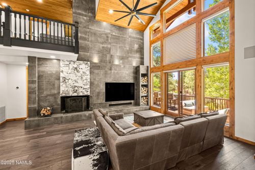 11-1583 E Castle Hills Drive, Flagstaff, AZ, 86005 | Card Image