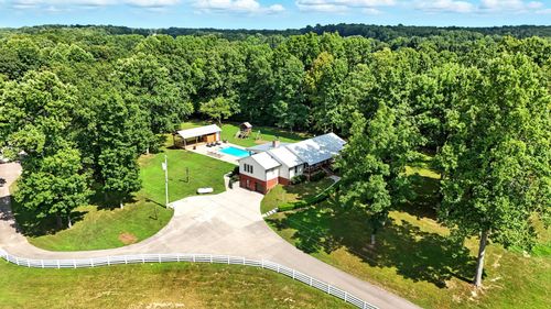 1310 Turkey Creek Rd, Dickson, TN, 37055-3710 | Card Image