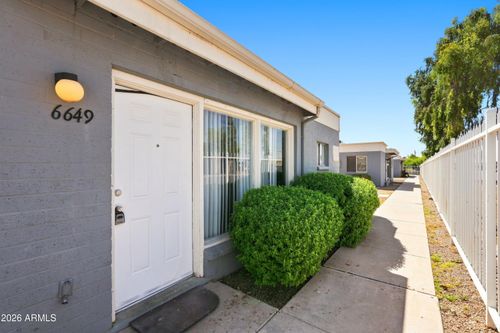 6649 N 27th Ave, Phoenix, AZ, 85017-1222 | Card Image