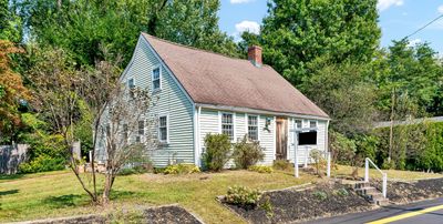 43 Hart Street, House other with 4 bedrooms, 2 bathrooms and null parking in Wethersfield CT | Image 2