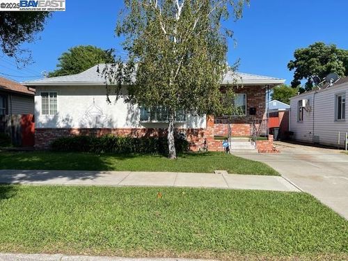 310 Taylor St, Fairfield, CA, 94533-6142 | Card Image