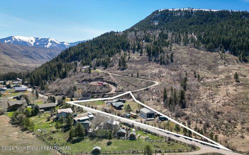 11400 S Hoback Junction South Road, Hoback Jct., WY, 83001 | Card Image