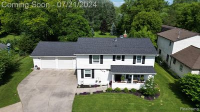 Aerial of the front of home | Image 2