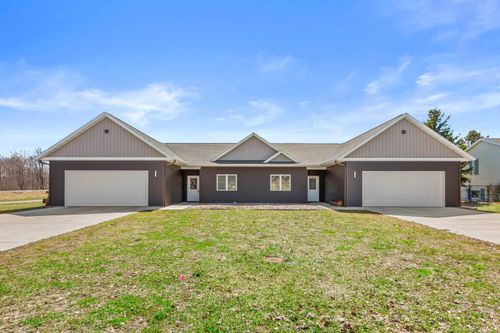 5797/5799 Sandpiper Drive, Stevens Point, WI, 54482 | Card Image