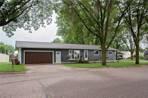 516 Priddy St, Bloomer, WI, 54724-1146 | Card Image