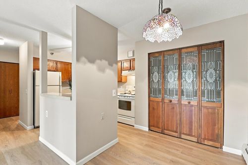316-7600 Golden Valley Rd, Golden Valley, MN, 55427-4558 | Card Image