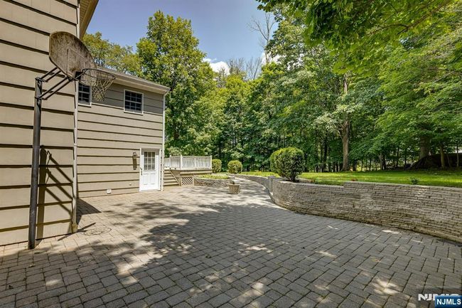 211 Lorraine Dr, House other with 6 bedrooms, 4 bathrooms and null parking in Berkeley Heights NJ | Image 30