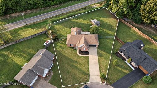 6972 Fox Briar Cv, Walls, MS, 38680-9286 | Card Image
