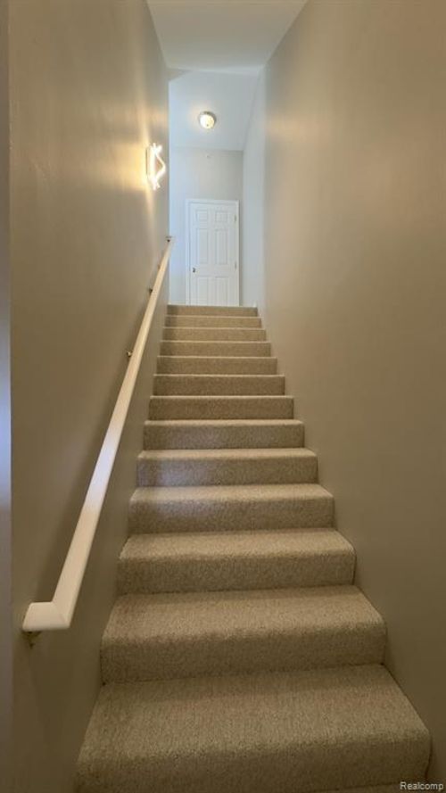 41664 Tera Ln, Novi, MI, 48375-1858 | Card Image