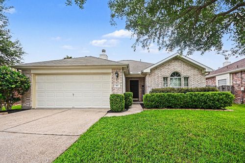 102 Blue Skies Ct, La Marque, TX, 77568-2498 | Card Image