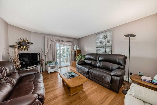 411 - 55 Arbour Grove Close Nw, Home with 2 bedrooms, 2 bathrooms and 2 parking in Calgary AB | Image 25