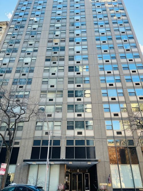 18c-253 E Delaware Pl, Chicago, IL, 60611-5746 | Card Image
