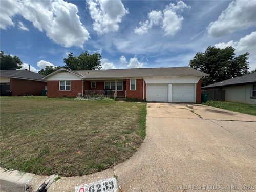 6233 Smith Blvd, Oklahoma City, OK, 73112-4119 | Card Image