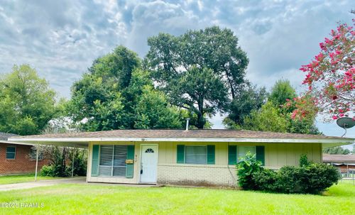 912 Choctaw Dr, Opelousas, LA, 70570-6565 | Card Image