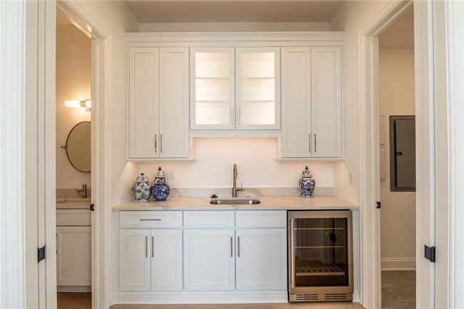 39 2 Nd St, House other with 4 bedrooms, 5 bathrooms and 3 parking in Oakmont PA | Image 19