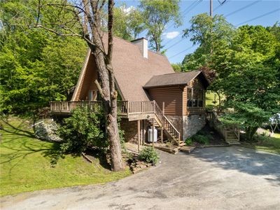 4345 Green Garden Rd, House other with 5 bedrooms, 2 bathrooms and 3 parking in Raccoon Twp PA | Image 3