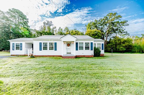 201 Colonial Avenue, Goldston, NC, 27252 | Card Image