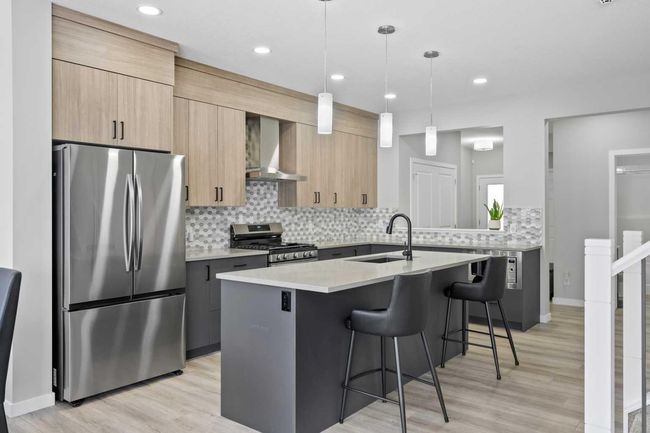 146 Magnolia Way Se, House other with 7 bedrooms, 4 bathrooms and 4 parking in Calgary AB | Image 5