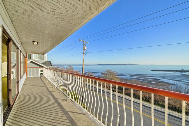 202 - 15147 Marine Drive, Condo with 2 bedrooms, 1 bathrooms and 1 parking in White Rock BC | Image 10