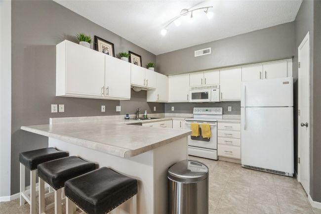 APT-201 - 3028 Center Point Rd Ne, Condo with 2 bedrooms, 1 bathrooms and null parking in Cedar Rapids IA | Image 7