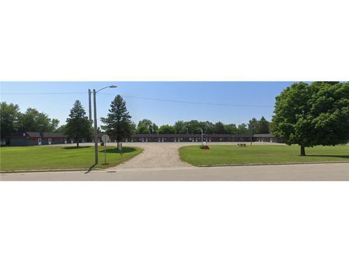403 5th St N, Wheaton, MN, 56296-1433 | Card Image