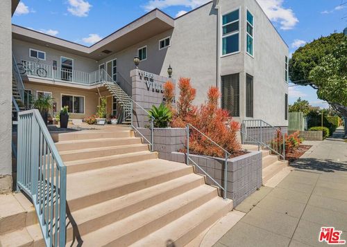 2-2101 California Ave, Santa Monica, CA, 90403 | Card Image