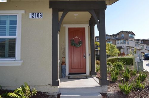 12109 Almeria Way, San Ramon, CA, 94583-3195 | Card Image