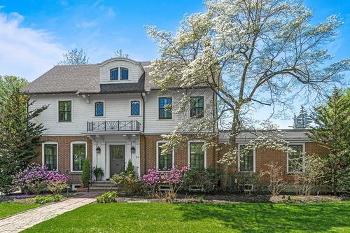 54 Wedgemere Ave, Winchester, MA, 01890-2441 | Card Image