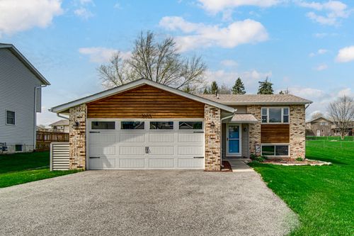 3113 Devonshire Cir, Crown Point, IN, 46307 | Card Image