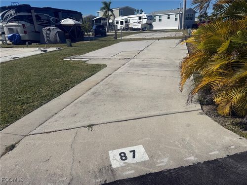 19681 Summerlin #87 Road, Fort Myers, FL, 33908 | Card Image