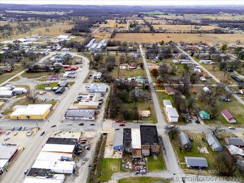 1 W Ross St, Locust Grove, OK, 74352 | Card Image