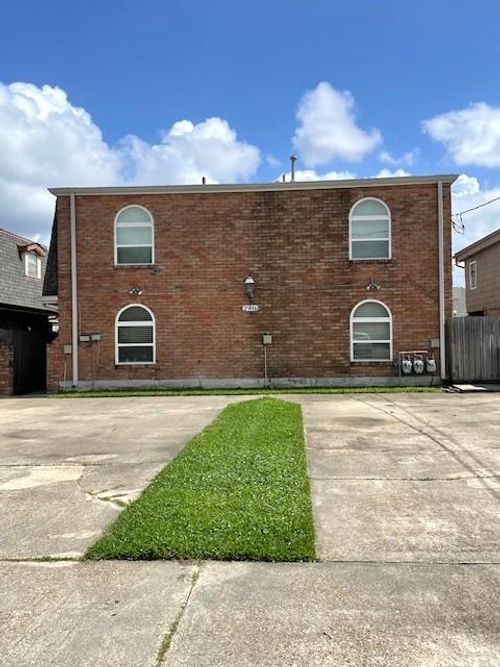 b-2916 Maine Ave, Kenner, LA, 70065-4716 | Card Image