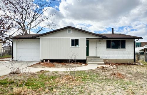 954 E Carnation Dr, Sandy, UT, 84094-4533 | Card Image