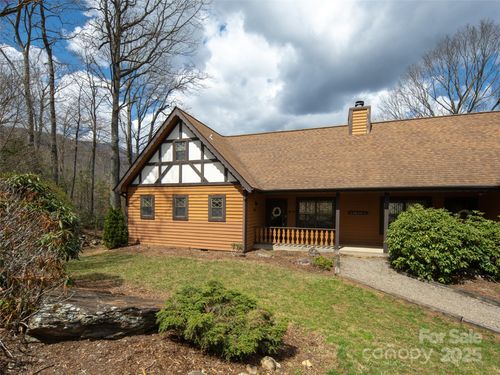 swiss-1-376 Overlook Drive, Burnsville, NC, 28714 | Card Image