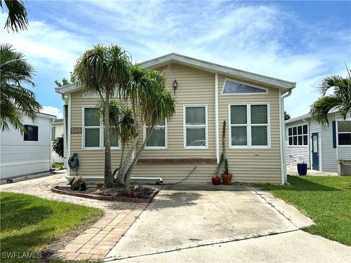 4531 Pilgrims Way E, ESTERO, FL, 33928-3649 | Card Image