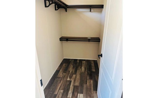 22904 112 Th Ter, House other with 3 bedrooms, 2 bathrooms and 3 parking in LIVE OAK FL | Image 12